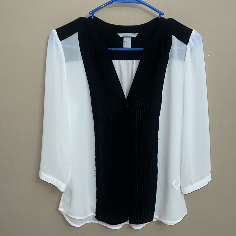 H&M blouse size 8
